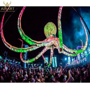 Hanging inflatable giant octopus for decoration