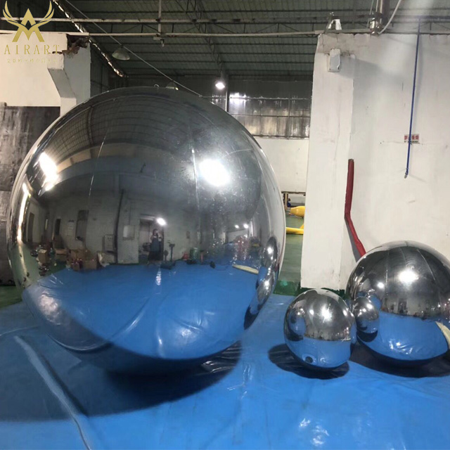 inflatable mirror ball (1)