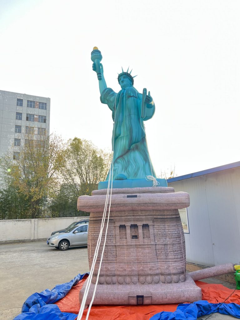 inflatable Statue of Liberty character cartoon for decoration