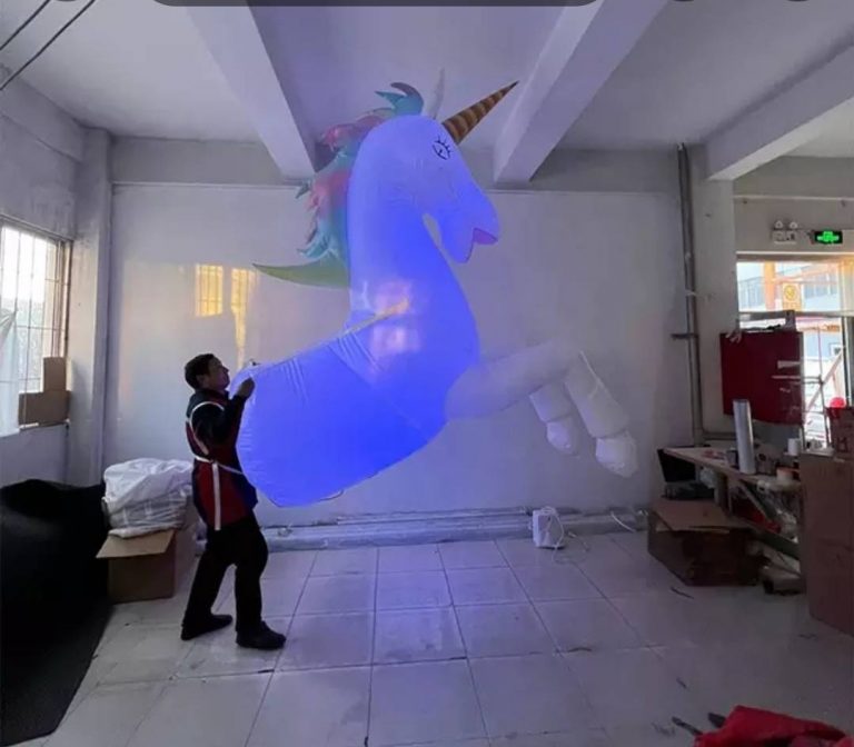 walking inflatable horse puppet with led lighting
