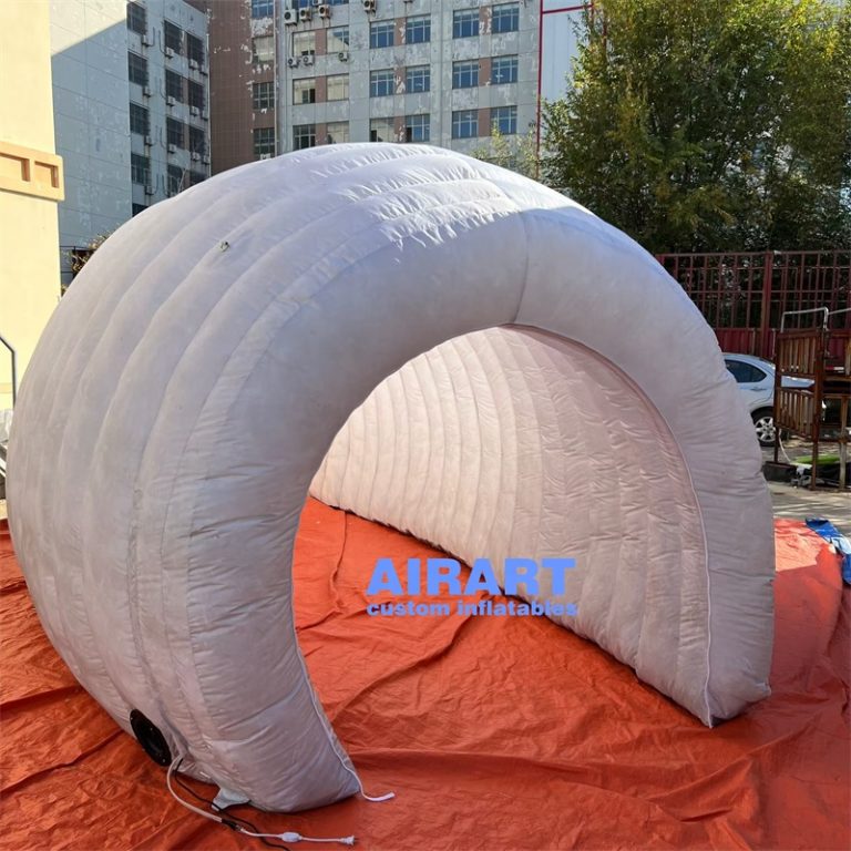 inflatable tunnel (31)