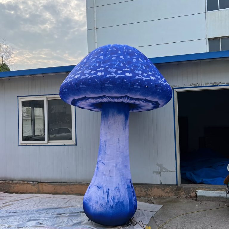 inflatable mushroom (2)