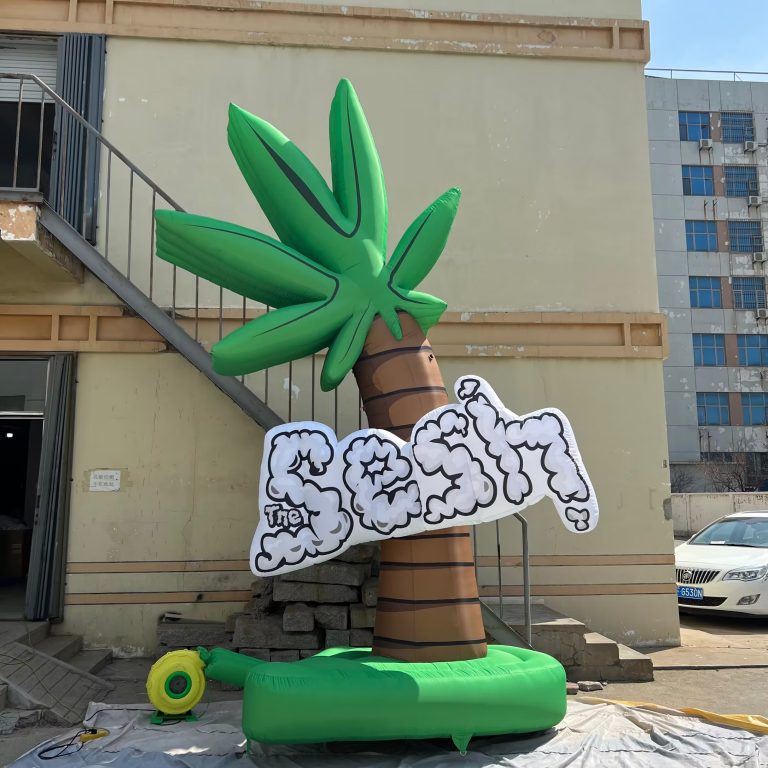 inflatable tree (5)