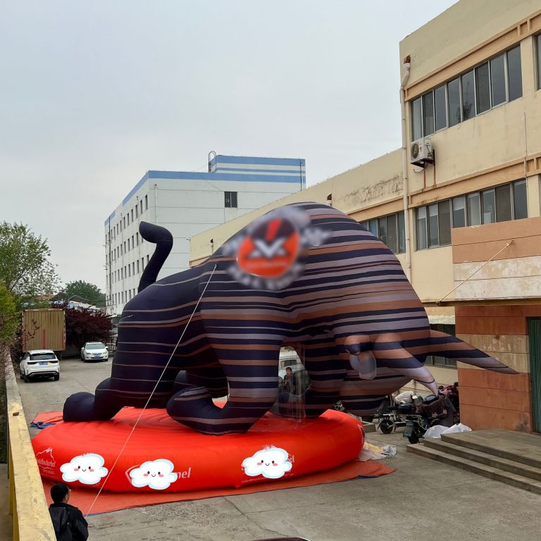 6-11m inflatable bull (11)