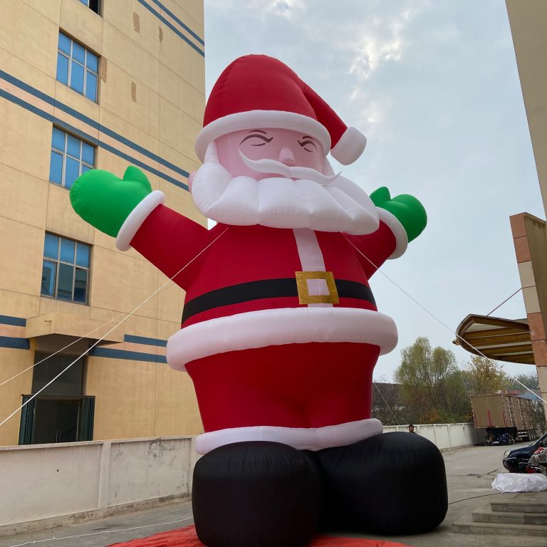 10m high inflatable santa (2)