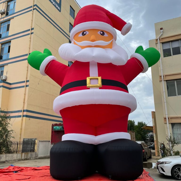 10m tall inflatable santa 20211007 (7)