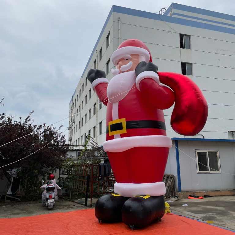 6m tall inflatable santa 20211015 (5)