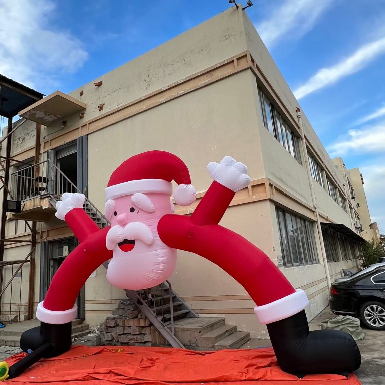 7m wide inflatable santa arch2