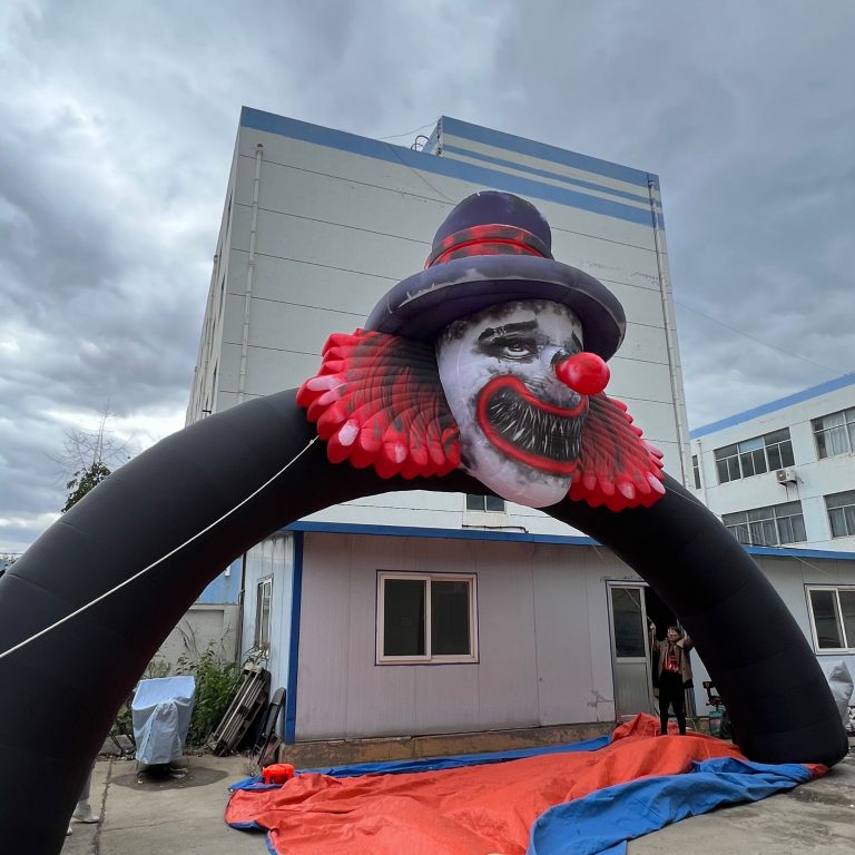 popular inflatable arch inflatable clown for party