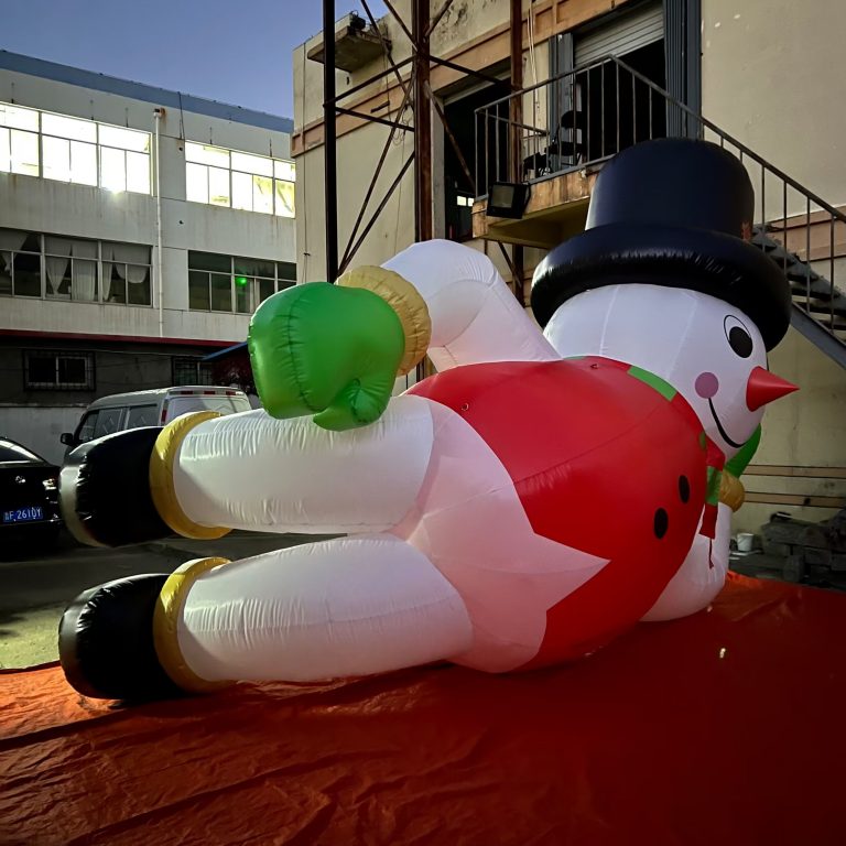 inflatable snowman (4)