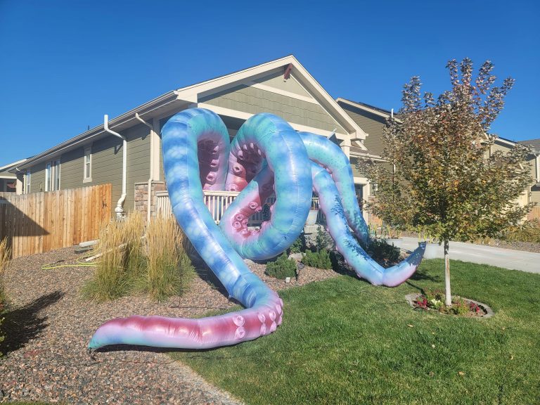 giant inflatable tentacles for building decoration