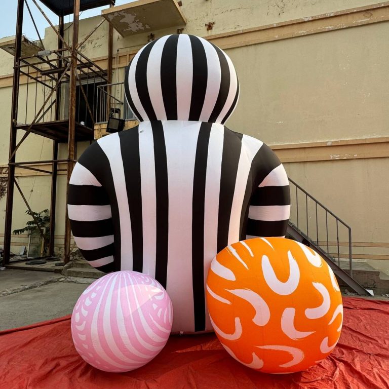 zebra pattern inflatable cartoon ballloon for square decoration