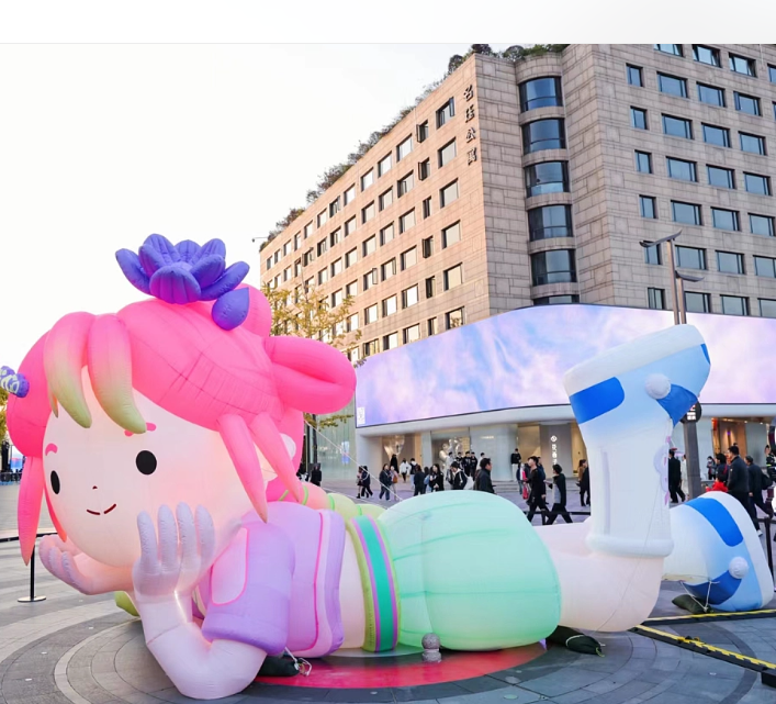 giant inflatable cartoon (3)