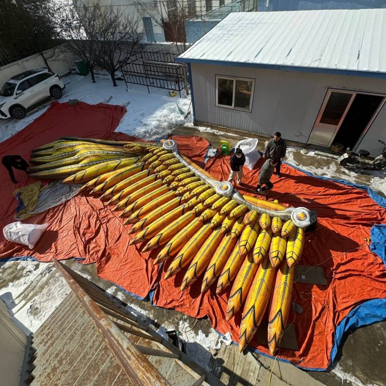 giant inflatable phenix (4)