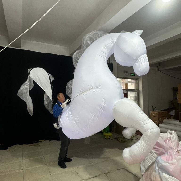 hot sales movable inflatable horse with lighting inflatable horse puppet for parade