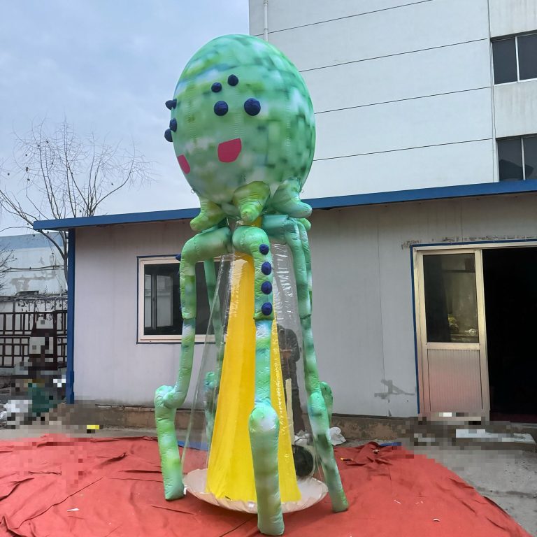 inflatable alien (2)