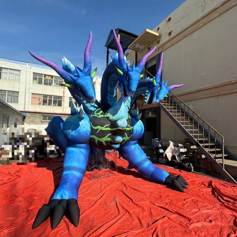 inflatable anime dragon (6)