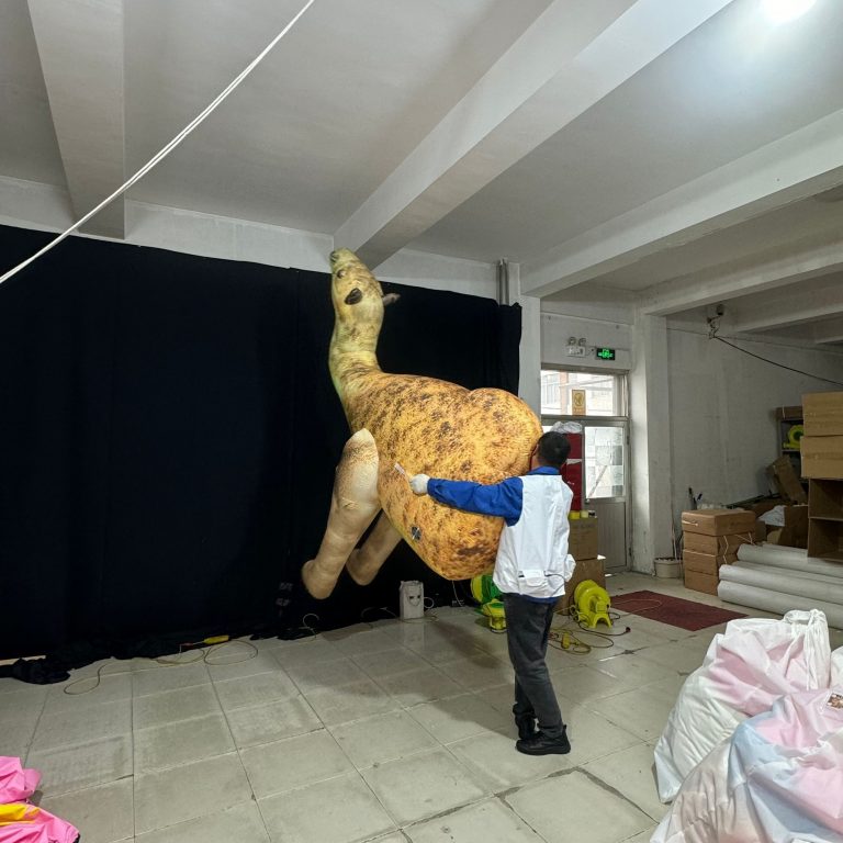 inflatable camel costume (4)