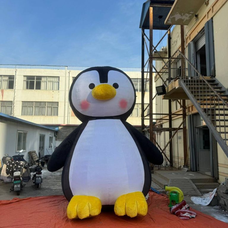 inflatable penguin (4)