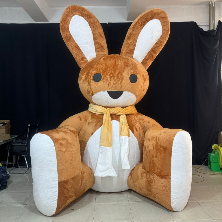 inflatable rabbit (4)
