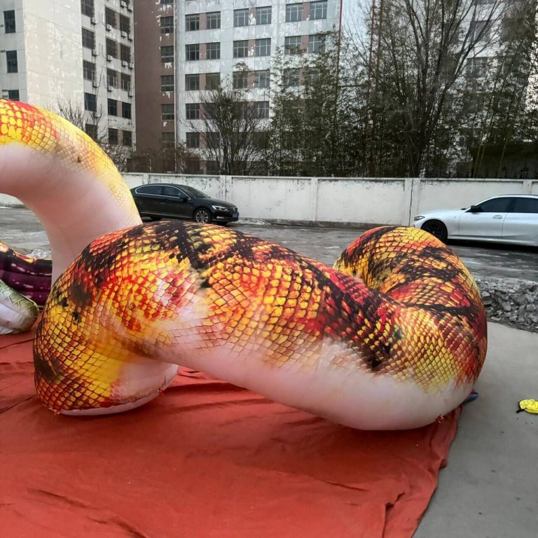 inflatable snake (2)