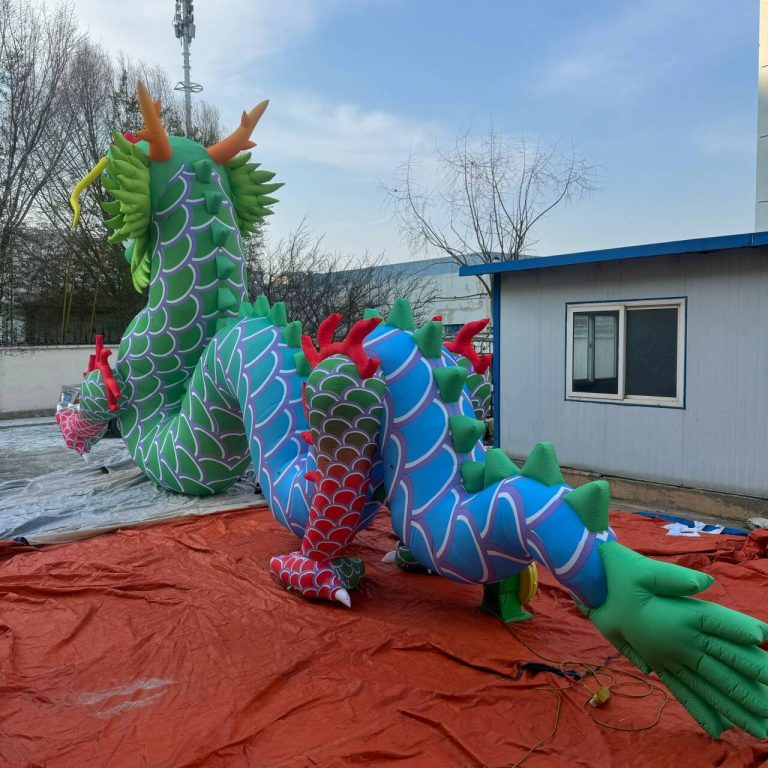 giant dragon inflatable (2)
