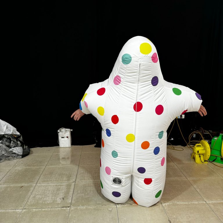 inflatable costume (2)