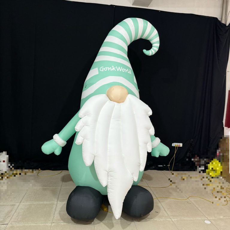 inflatable gnome (1)