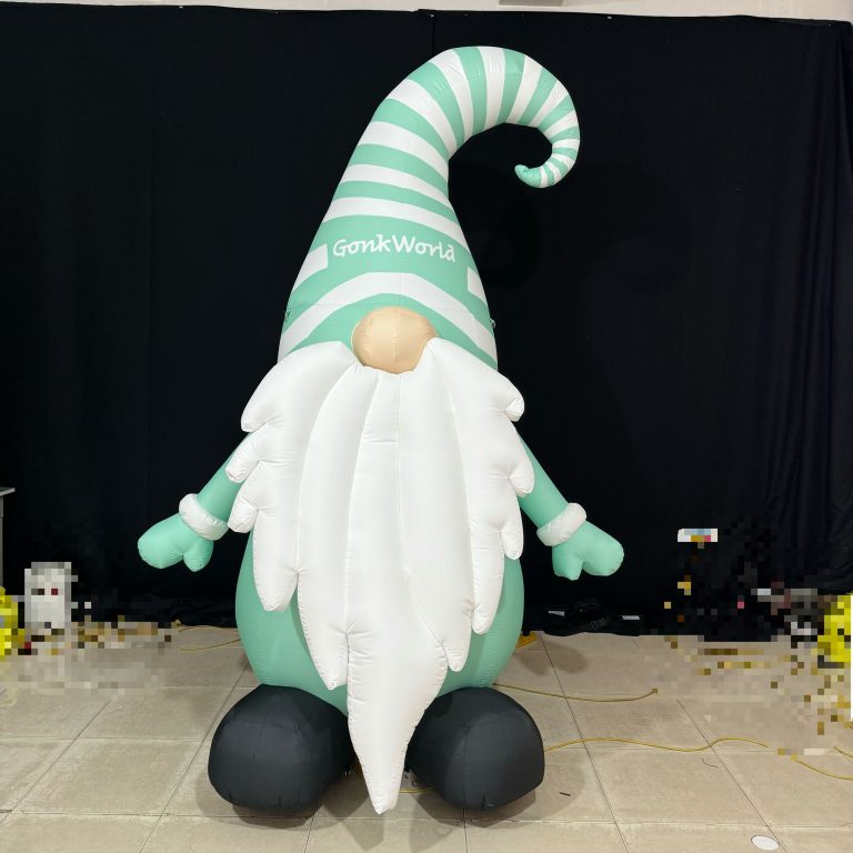 inflatable gnome (2)