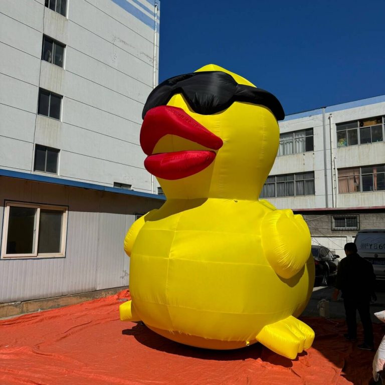 inflatable yellow duck (3)