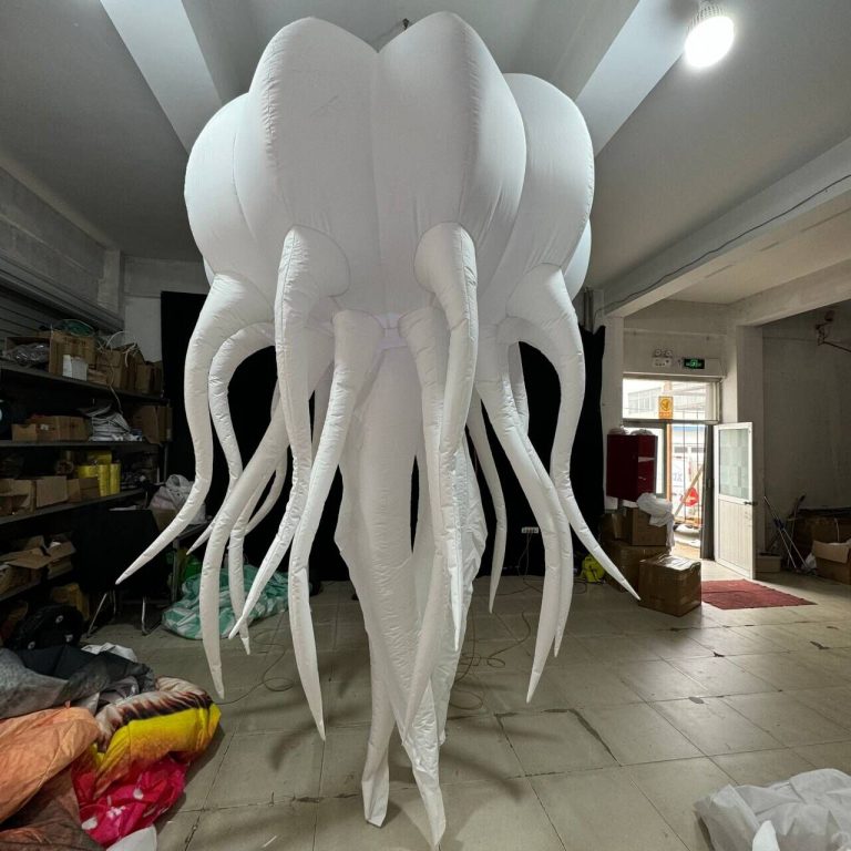Inflatable white jellyfish haning inflatable marine animales for decor