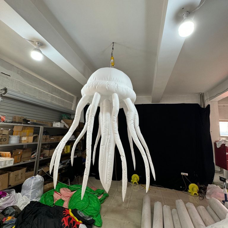 Jellyfish Inflatable Fail Inflatable white jellyfish haning inflatable marine animales for decor ...