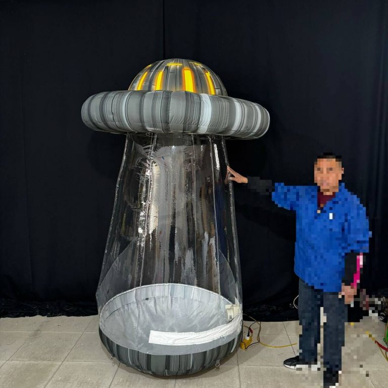 inflatable UFO (5)