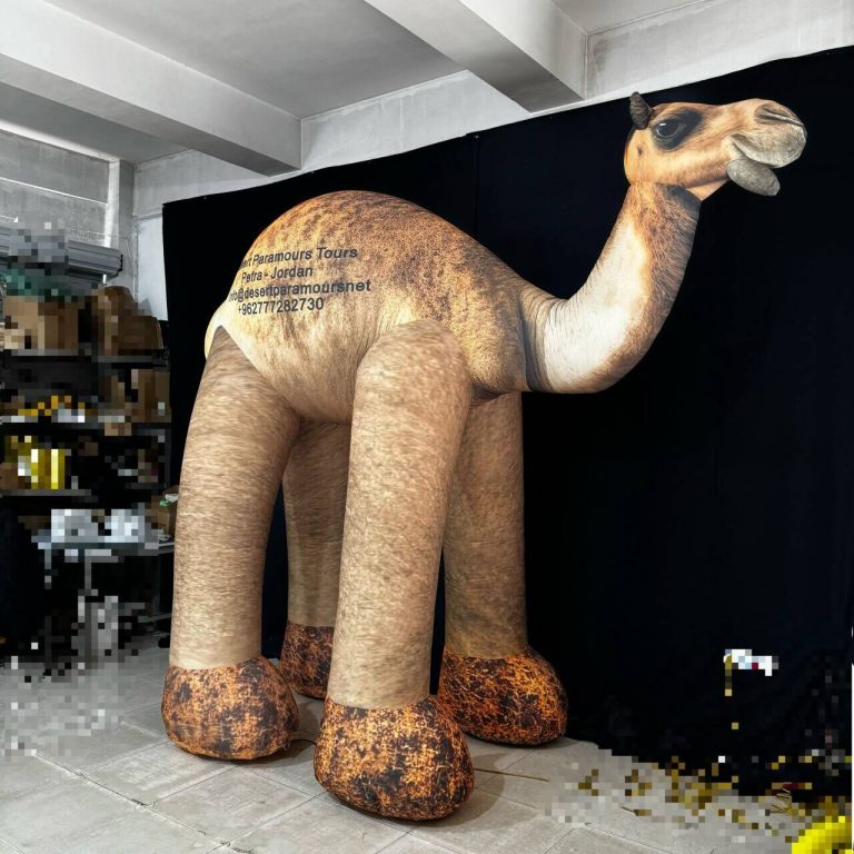 inflatable camel (4)