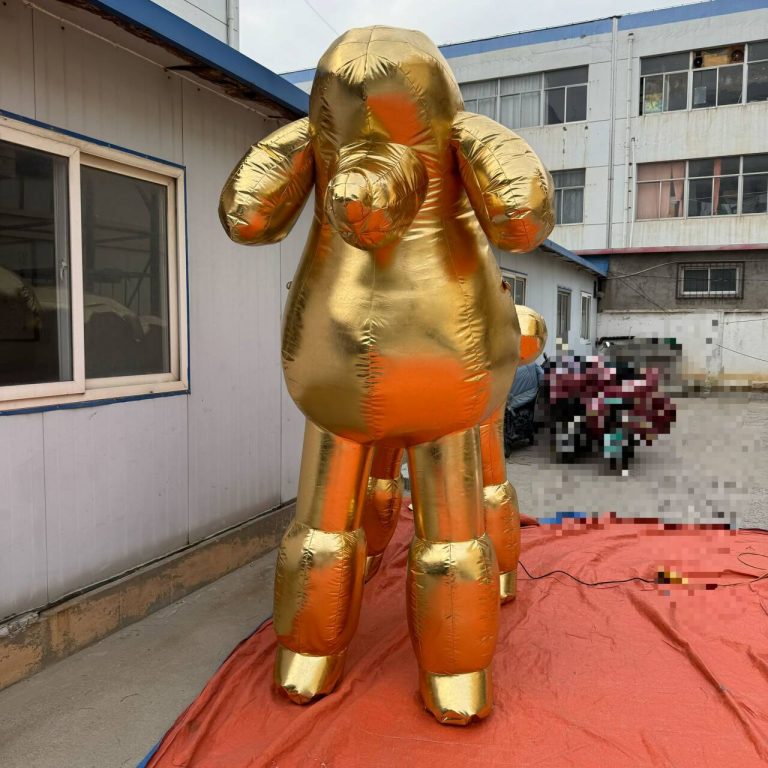 inflatable golden dog (5)
