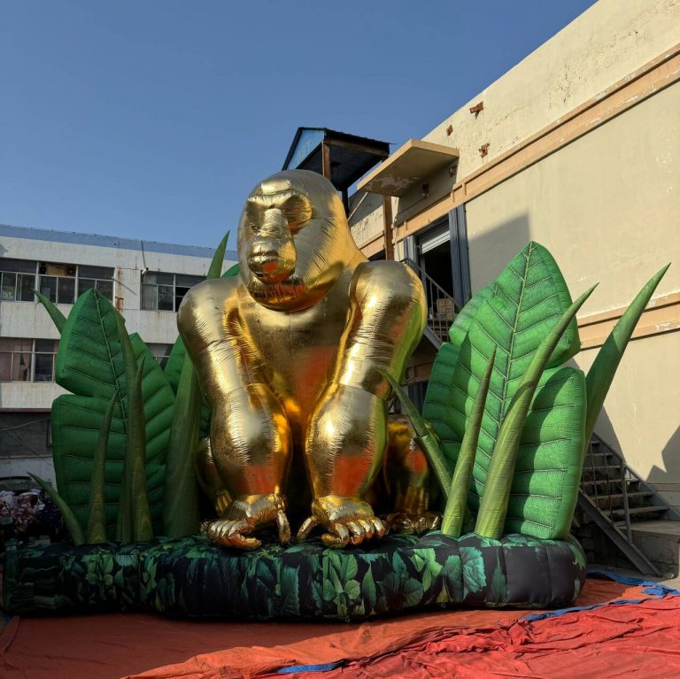 inflatable golden gorilla (1)