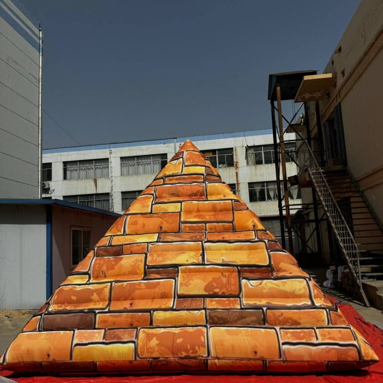 inflatable pyramid (3)