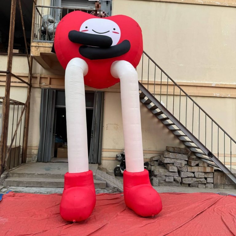 custom inflatable heart cartoons inflatable heart balloon character