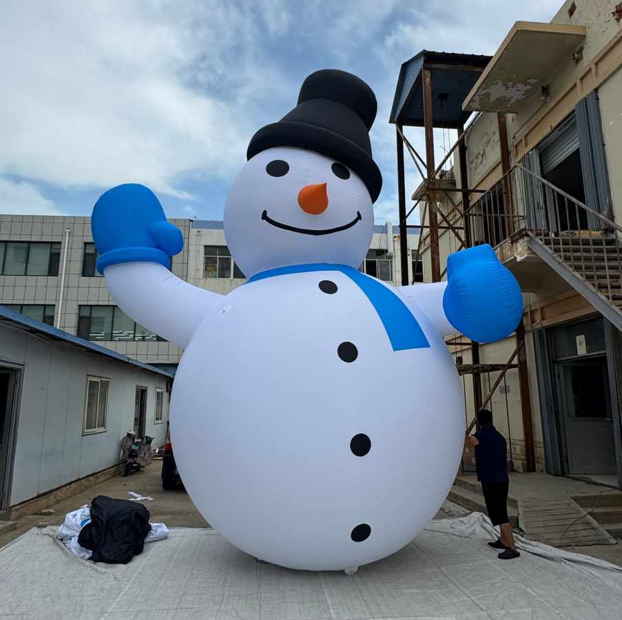 Parade Inflatable Snowman