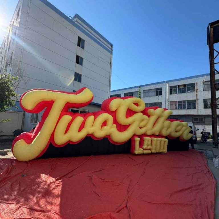 Why Inflatable Advertising Balloons Are Effective for Outdoor Marketing Campaigns
