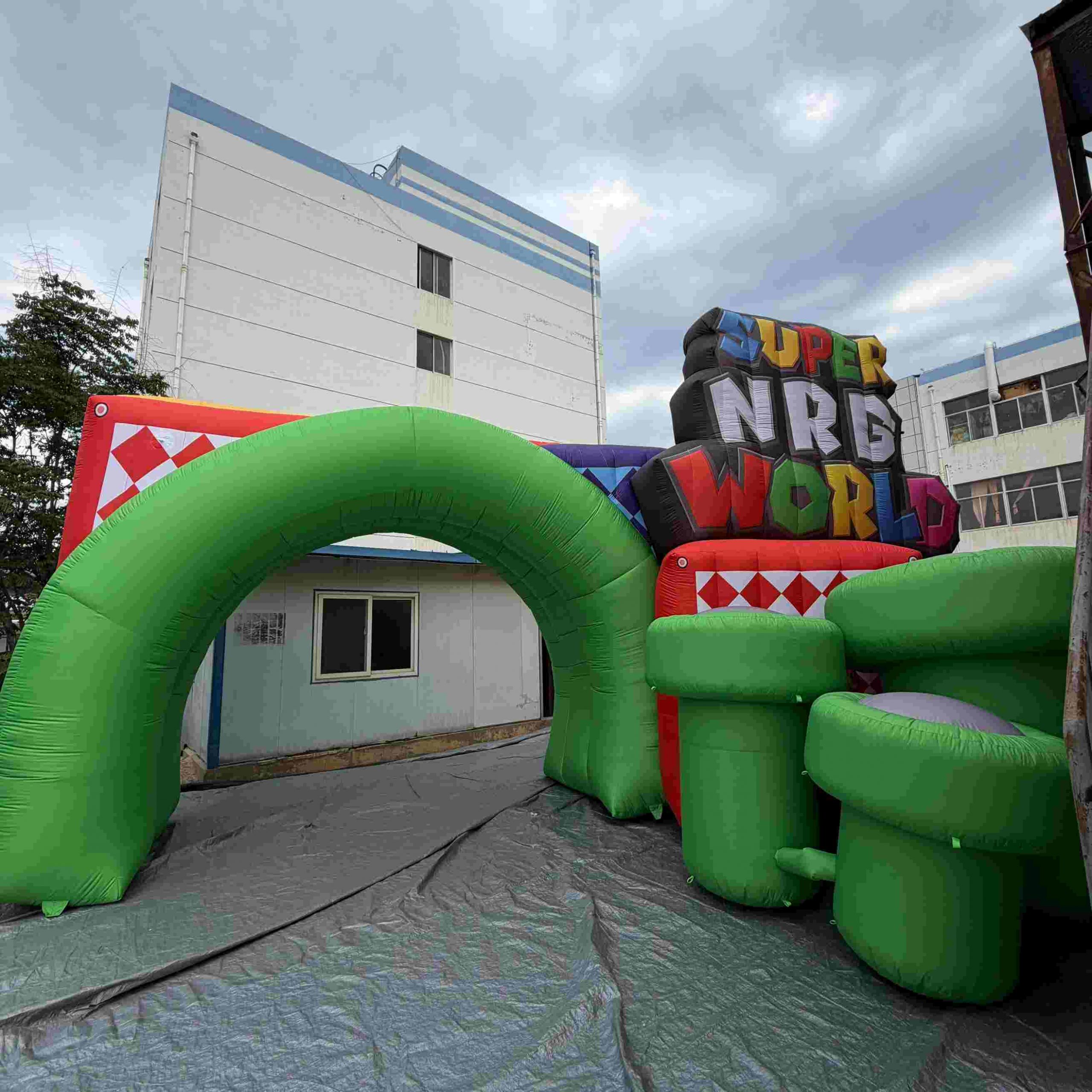 Inflatable Advertising vs Traditional Outdoor Ads Pros & Cons