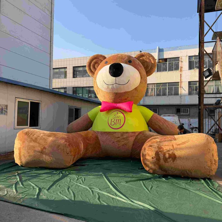 How Custom Inflatable Advertising Helps Brands Stand Out at Events and Trade Shows