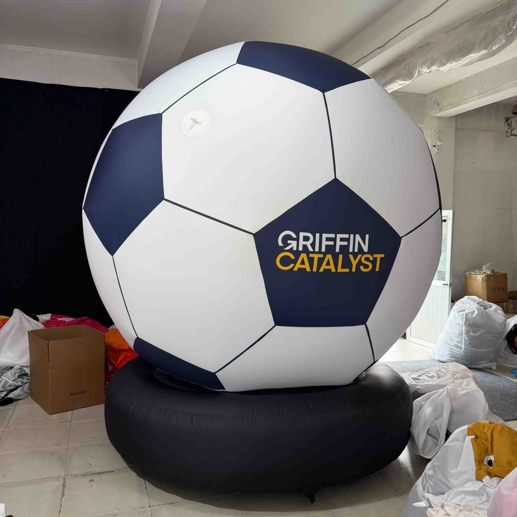 inflatable soccer (1)