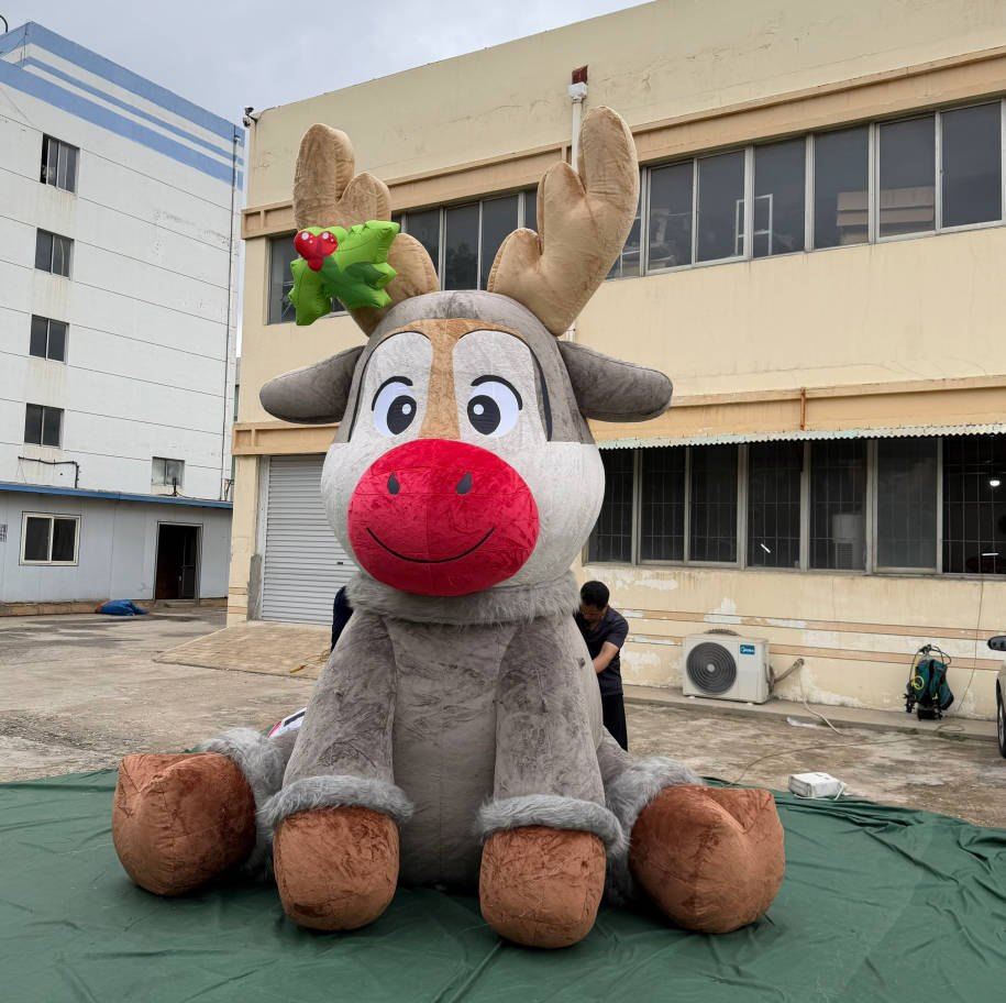 How Festival Inflatables Can Take Your Party Decorations to the Next Level (2)