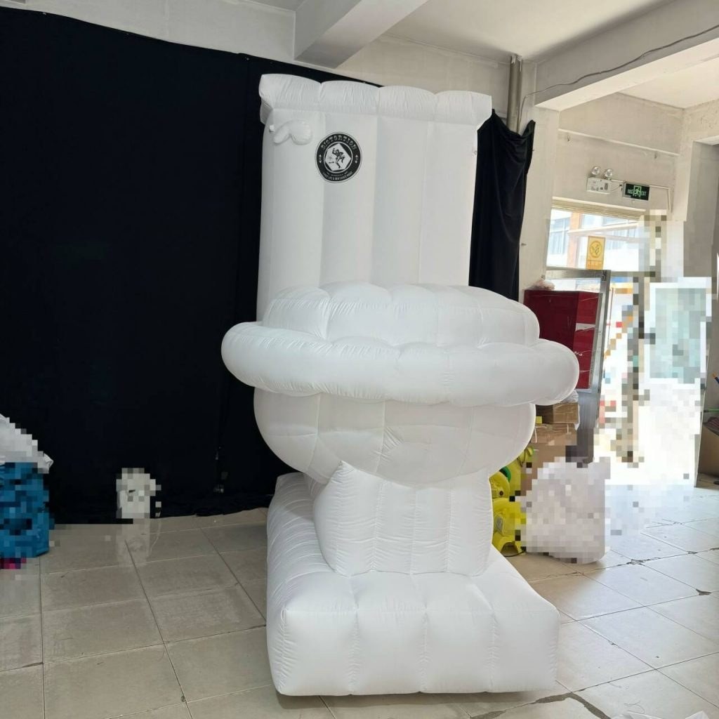 How Much Do Giant Advertising Inflatables Cost？ A 2026 Guide to Size, Design, Materials, and ROI