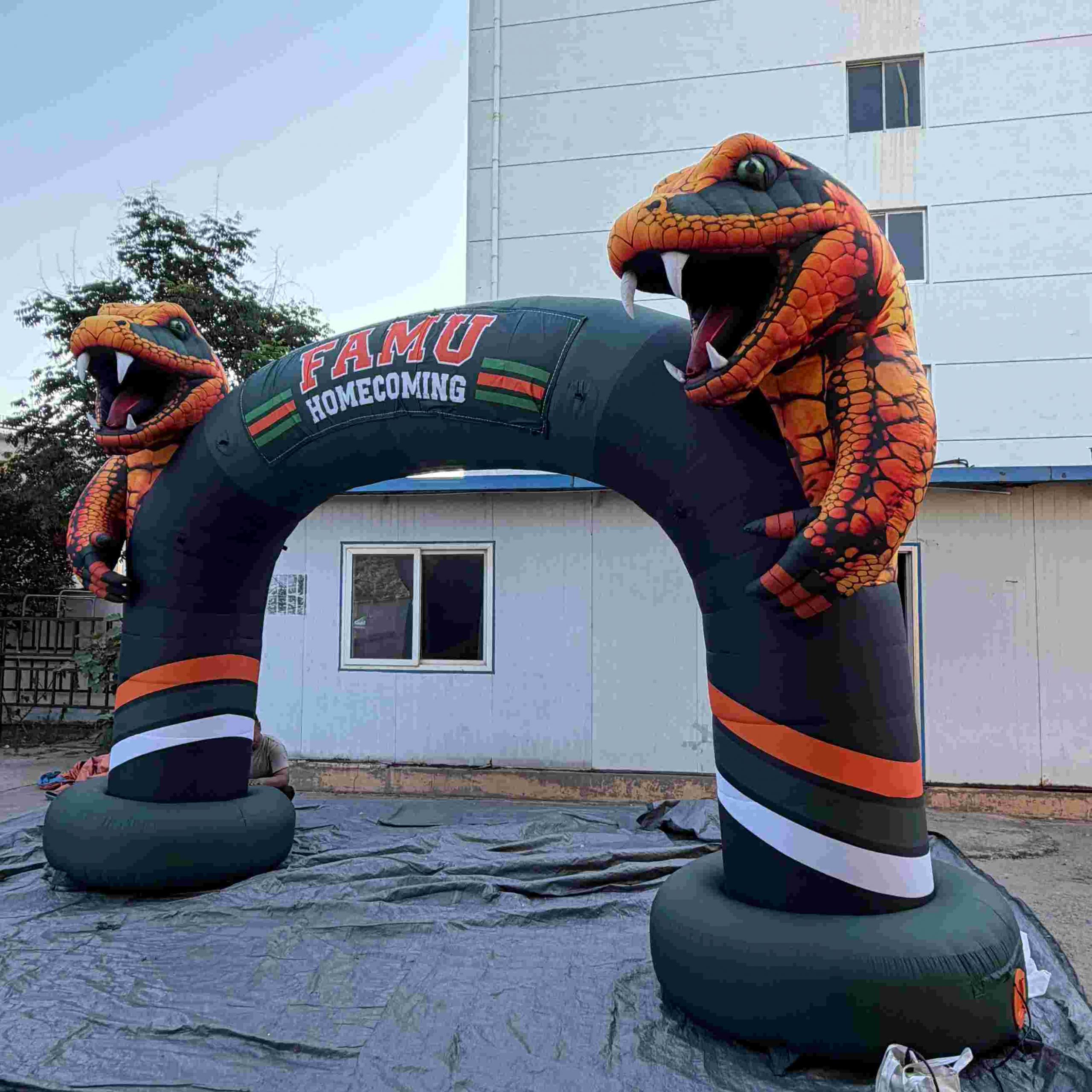 Inflatable Arch Advertising (2)